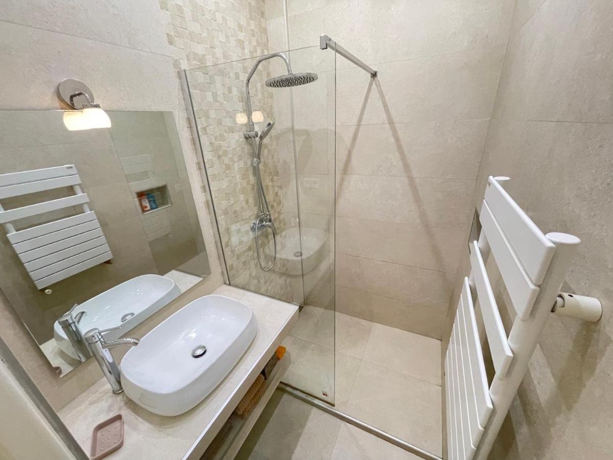 Nice Renting - Penchienatti - Spacious Apartment - 2 Bedrooms - King Bed - View Heart Of Nice Dış mekan fotoğraf